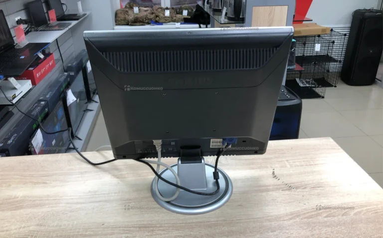 Монитор Philips 170S7FS