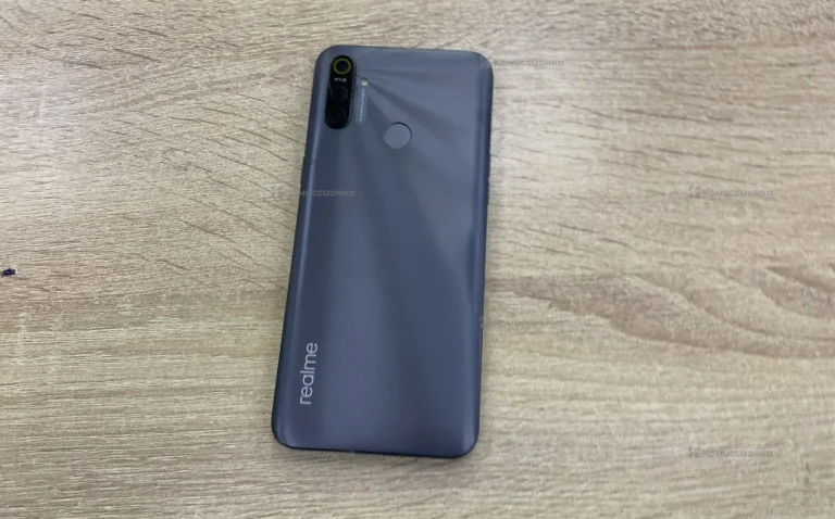 Realme C3 3/64 ГБ