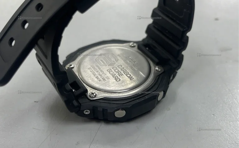 Часы Casio G-SHOCK GA-2100SU-1AE