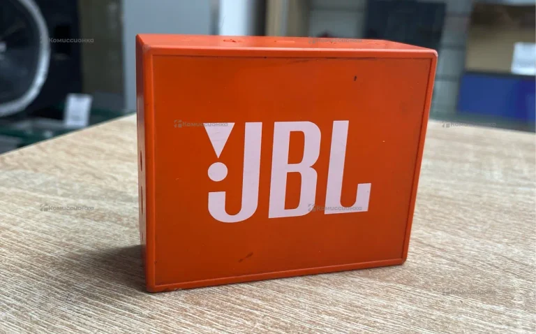 Колонка  JBL