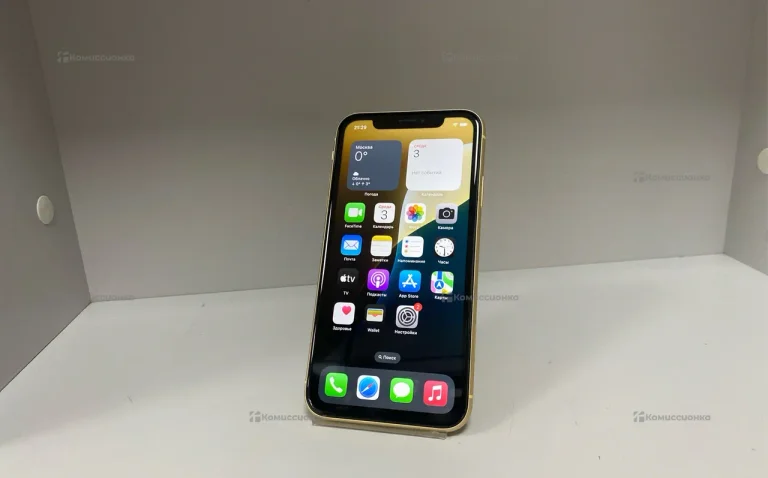 Apple iPhone XR 3/64 ГБ