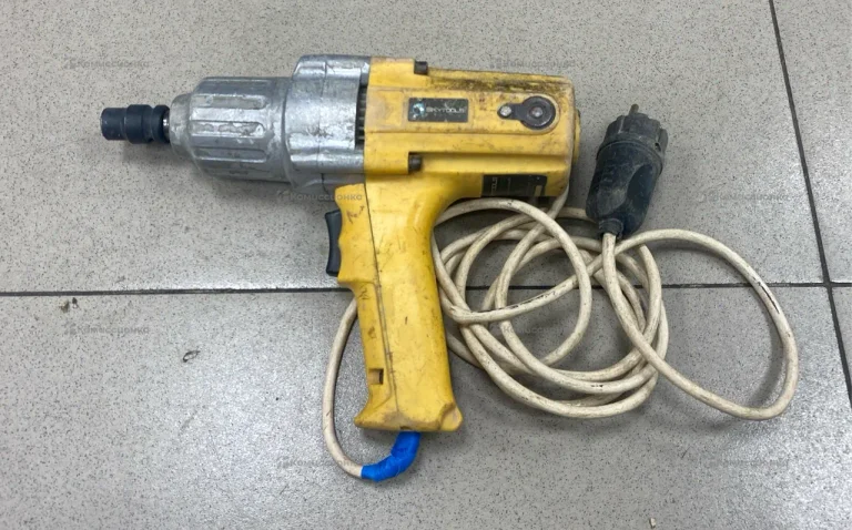 Гайковерт skytools sk9000