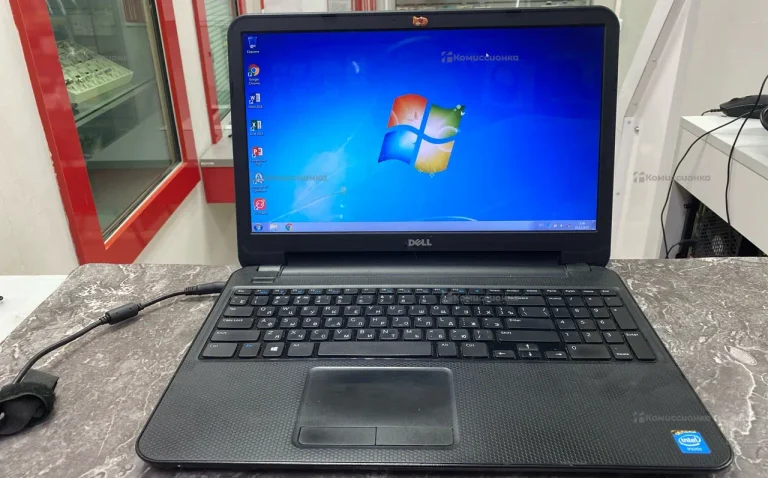 Ноутбук  Dell