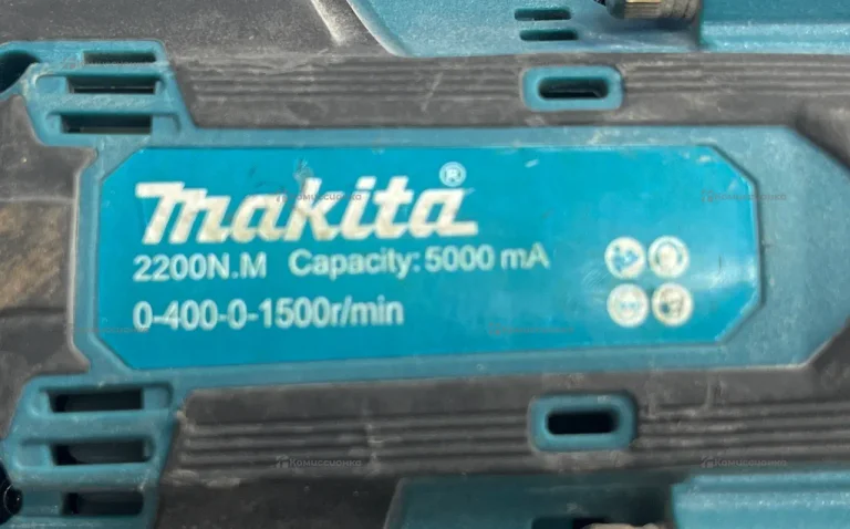 Гайковерт аккумуляторный Makita Rep