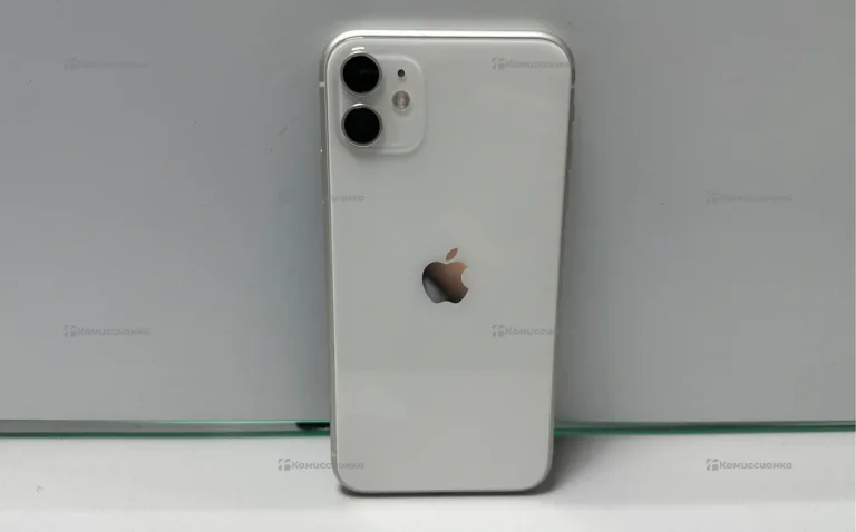 Apple iPhone 11 4/64 ГБ