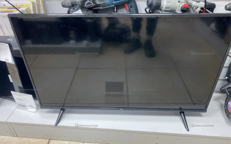 Телевизор TCL 43P615