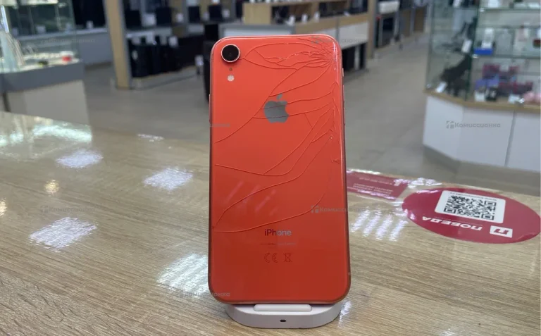 Apple iPhone XR 3/64 ГБ