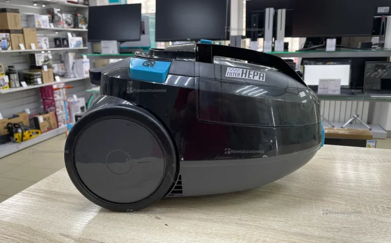 Пылесос  DEXP HEPA