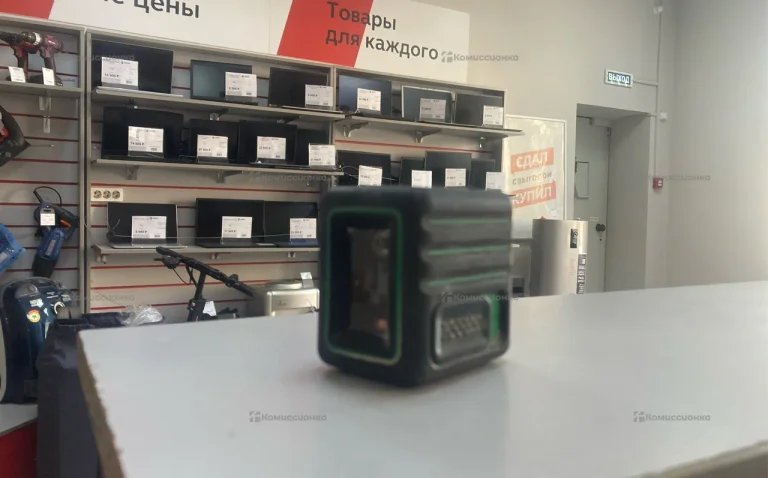 cube mini green  лазерный уровень