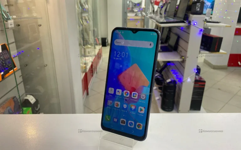 Tecno Spark 8C 4/64 ГБ