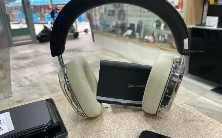 Наушники  mondo over ear