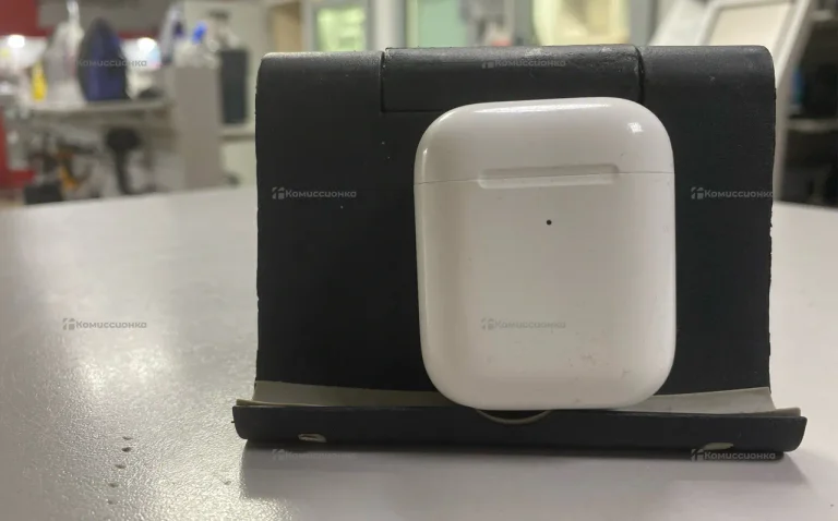 Наушники  AirPods