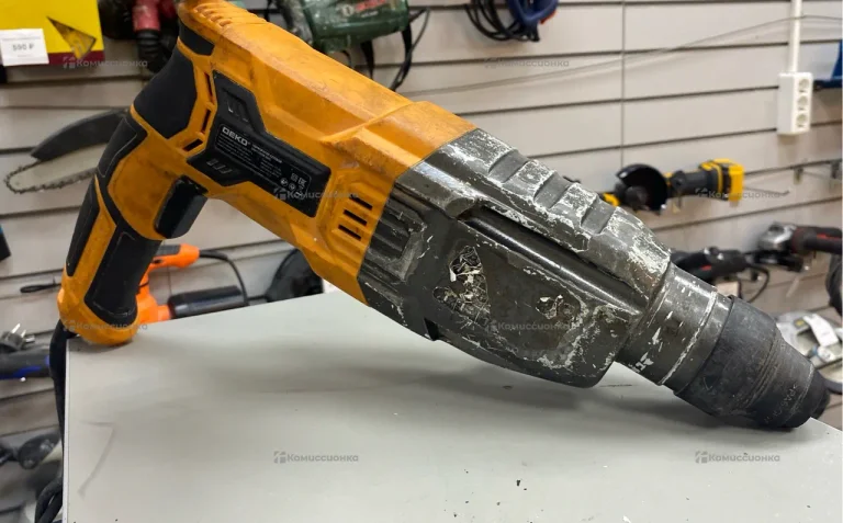 Перфоратор сетевой Deko DKH1350W