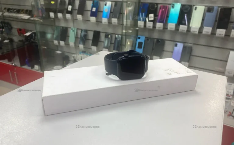 Часы Apple Watch SE2 44mm
