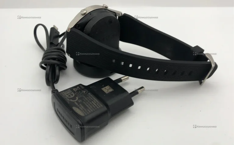 Часы  Samsung Galaxy Gear S3