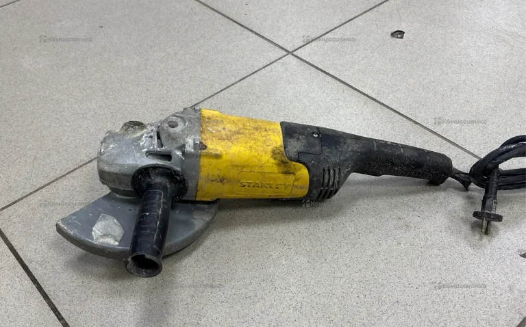 УШМ STANLEY STGL2223