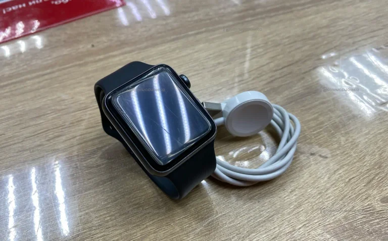Часы  Apple Watch 3 42mm