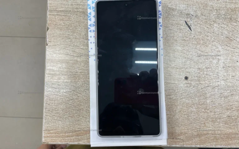 Tecno Camon 40 8/256 ГБ
