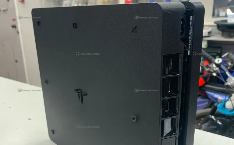 Приставка PS4. приставка PS4 slim 500Gb