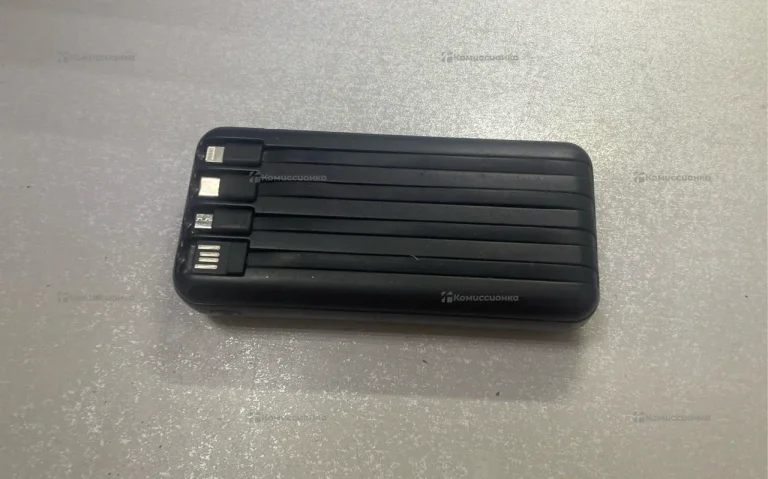Power Bank  с беспроводной зу