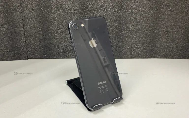Apple IPhone 8 64Gb
