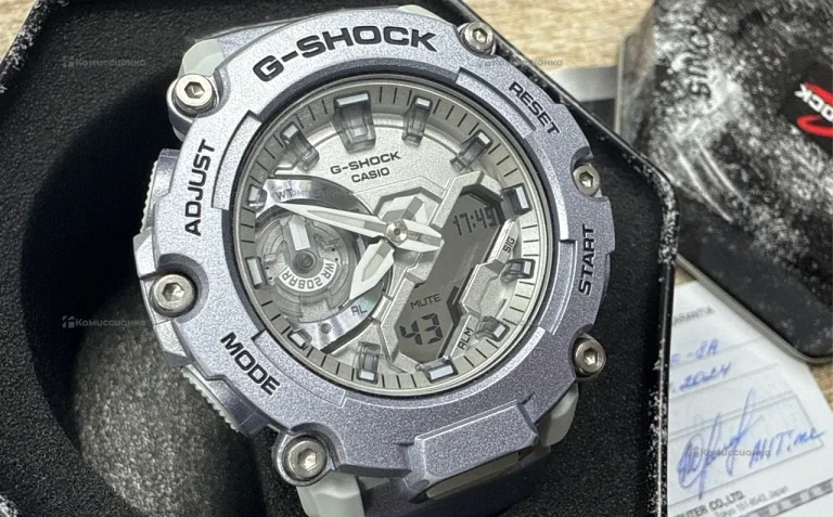 Часы Casio G-Shock GA-2200FF