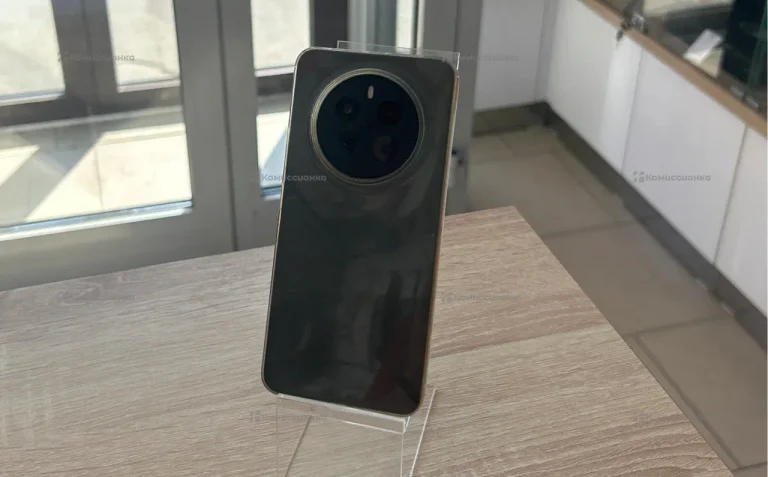 Realme 12 8/512 ГБ