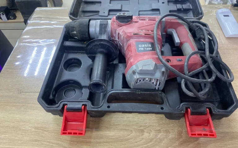 Перфоратор Oasis PR-160V