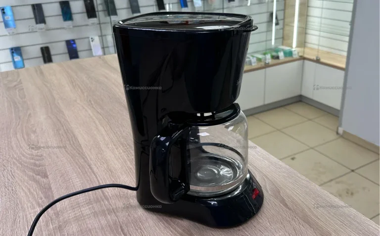 Кофеварка Delta DL-8141