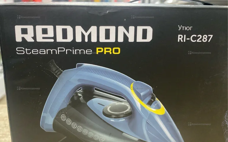 Утюг Redmond RI-C287