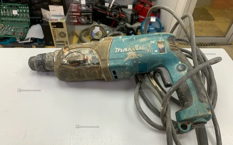 Перфоратор makita HR2470