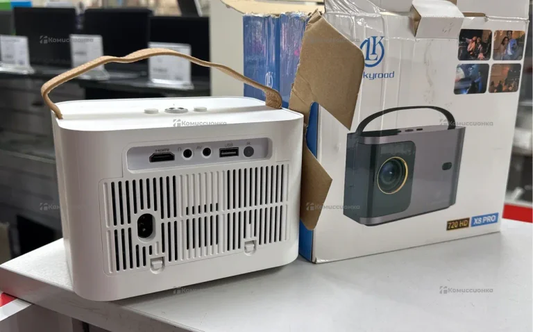 Проектор  x8 pro