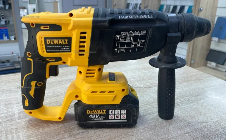 Аккумуляторный перфоратор Dewalt (реплика)