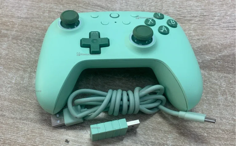 Геймпад 8BITDo