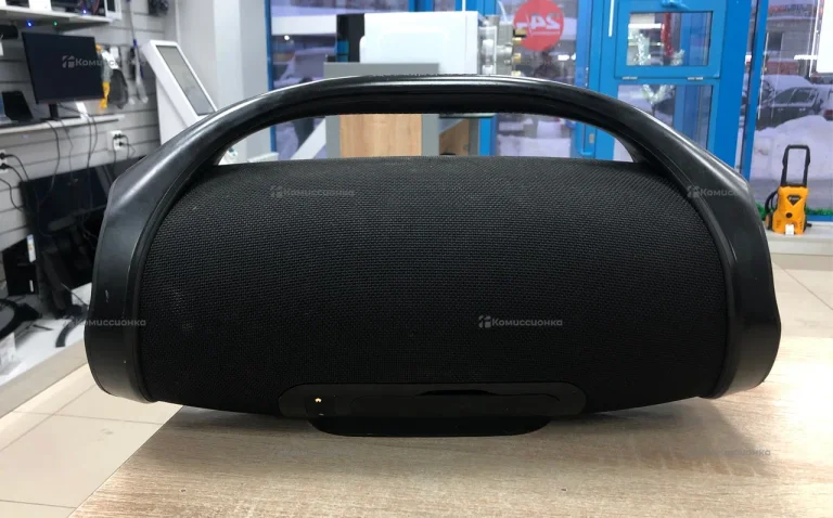 Колонка  JBL Boombox