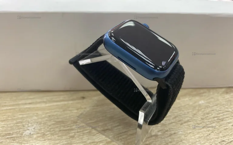 Часы Apple Watch 7 41mm