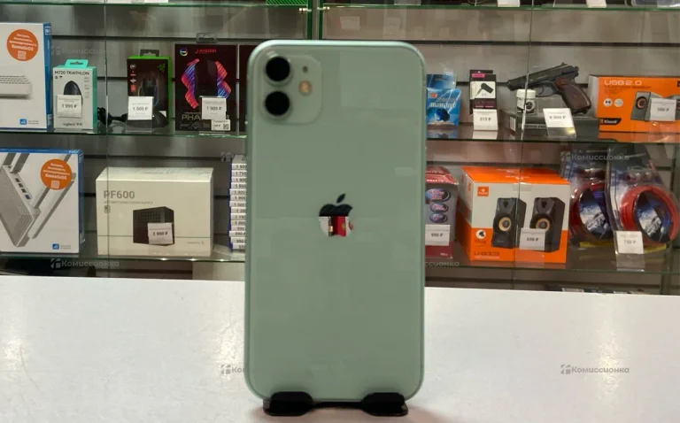 Apple iPhone 11 4/64 ГБ