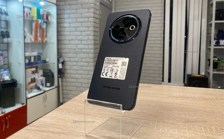 Tecno Spark 30C 4/128 ГБ