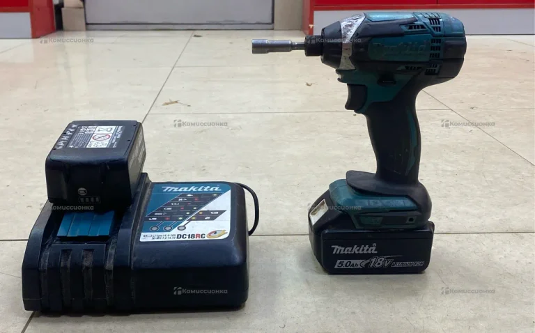 Гайковерт аккумуляторный Makita DTW700Z LXT