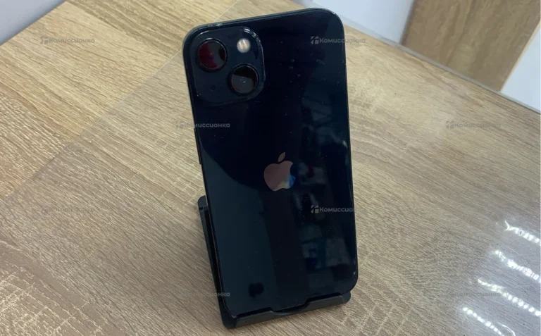 Apple iPhone 13 4/128 ГБ