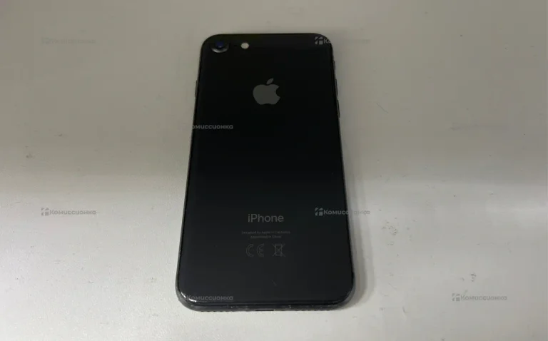 Apple iPhone 8 2/64 ГБ
