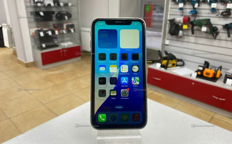 Apple iPhone XR 4/128 ГБ в корпусе 15про