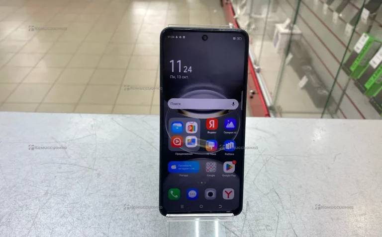 Tecno Spark 30 8/256 ГБ