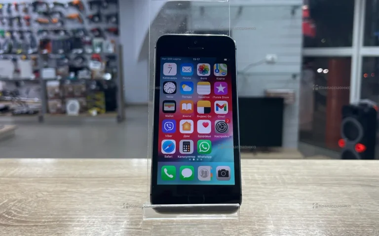 Apple iPhone 5s 1/16 ГБ