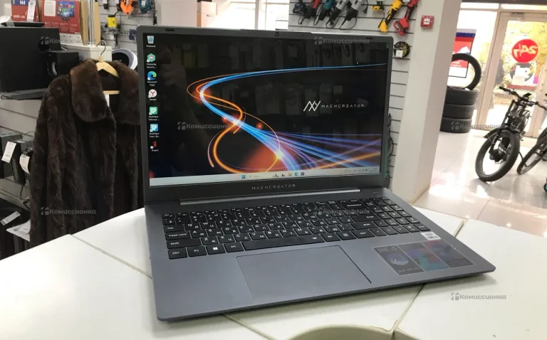 Ноутбук  Machcreator One i5