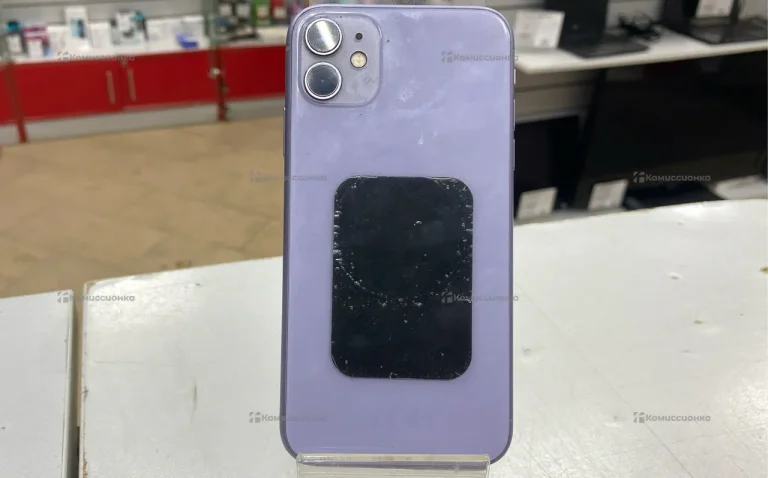 Apple iPhone 11 4/64 ГБ