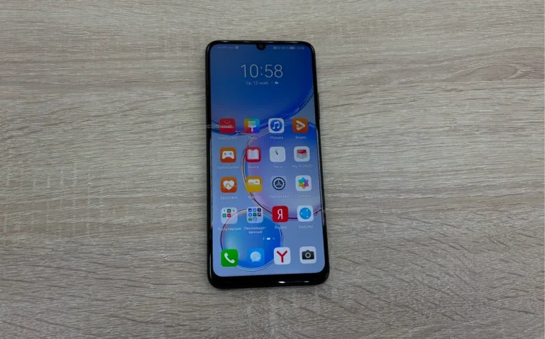 Huawei Nova Y70 4/64 ГБ