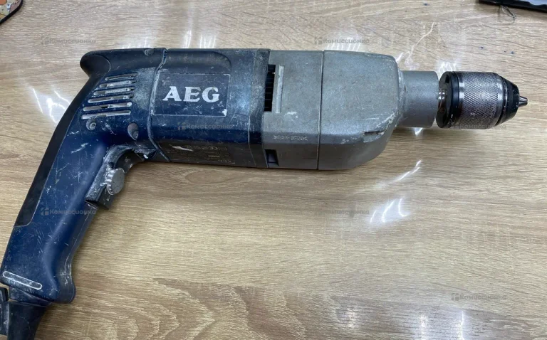 Дрель AEG SB2E 1010 RS