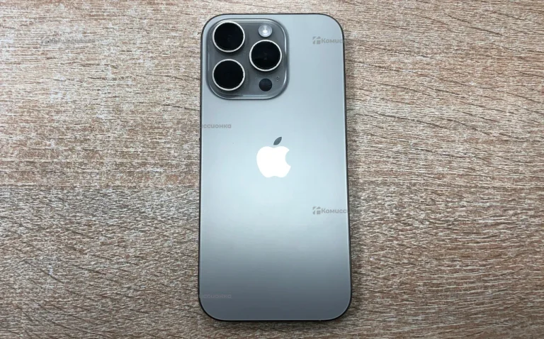 Apple iPhone 16 Pro 8/256 ГБ