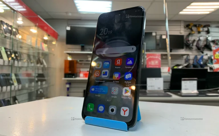Tecno Spark 30C 6/128 ГБ